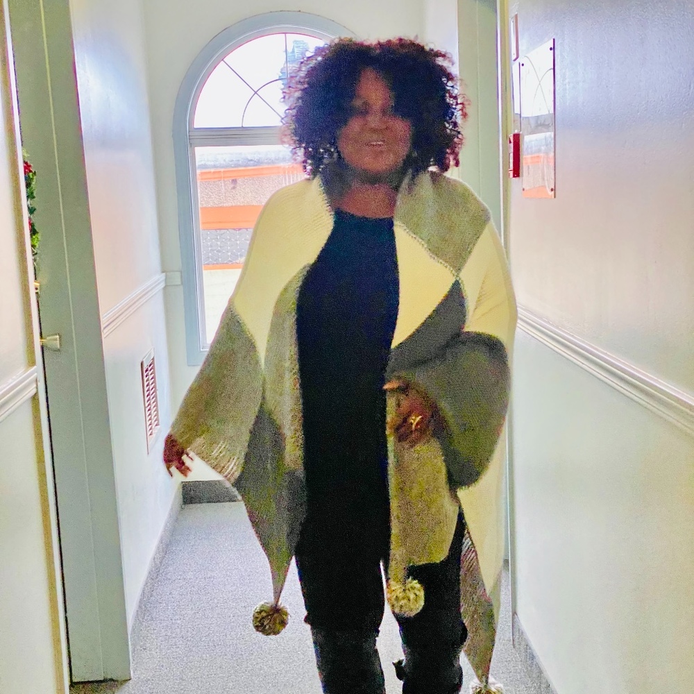 Meet your Posher, Priscilla